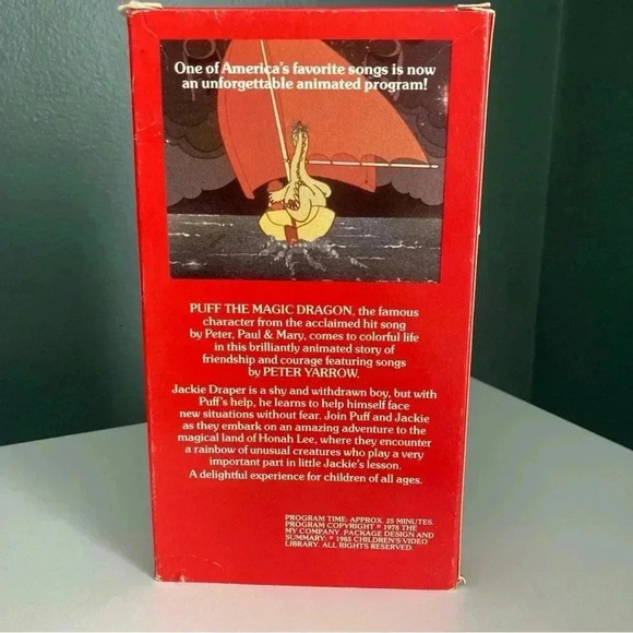 Vintage VHS Tapes Land Before Time, School House Rocks and Puff the Magi… - Picture 4 of 11
